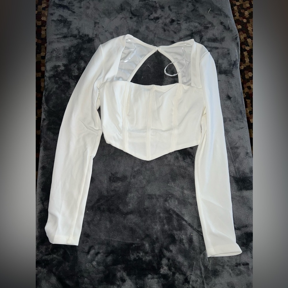 Princess Polly Loftus Long Sleeve Top in White Size 4 - Picture 8 of 11